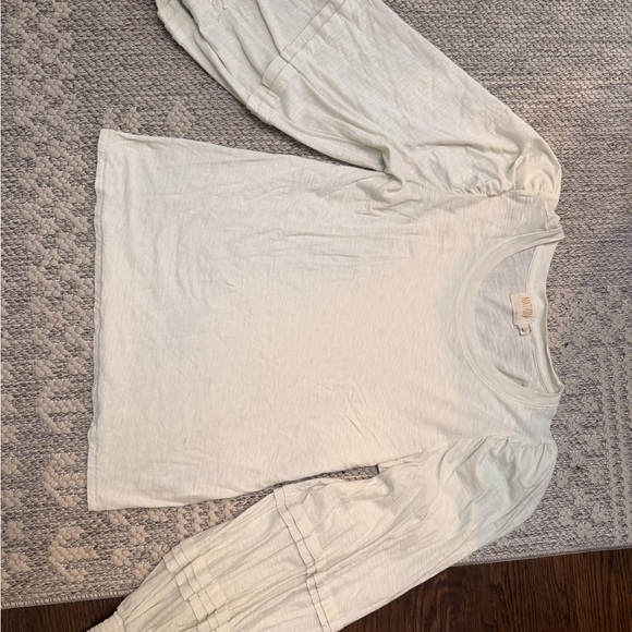 Nation LTD Loren Smocked peasant top in white pima cotton size medium - Picture 2 of 6